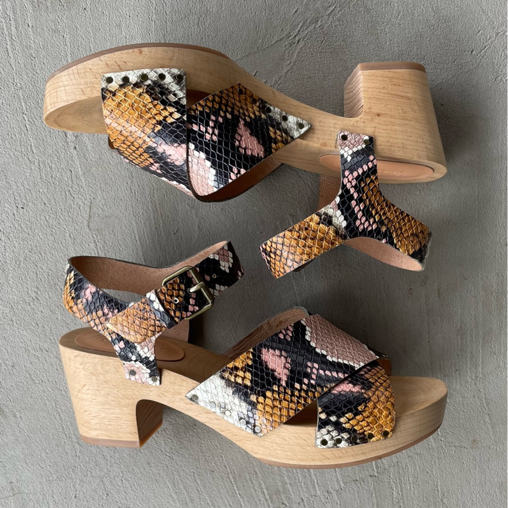 Madewell | 'The Johanna' Crisscross Sandals in Snake Embossed Leather